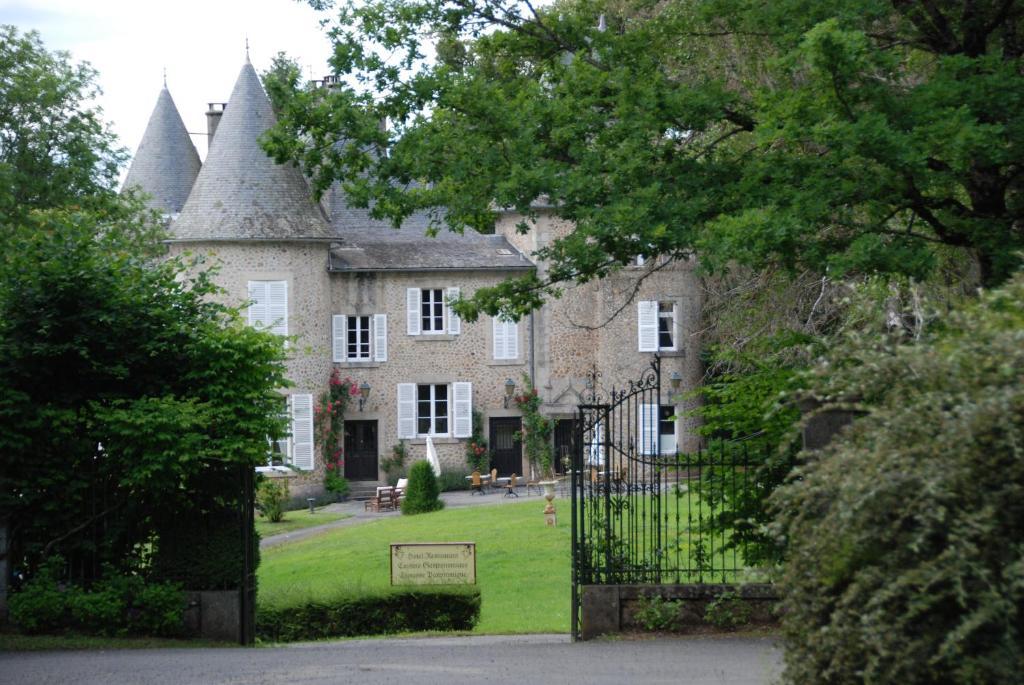 Chateau Le Mialaret Neuvic  Kültér fotó